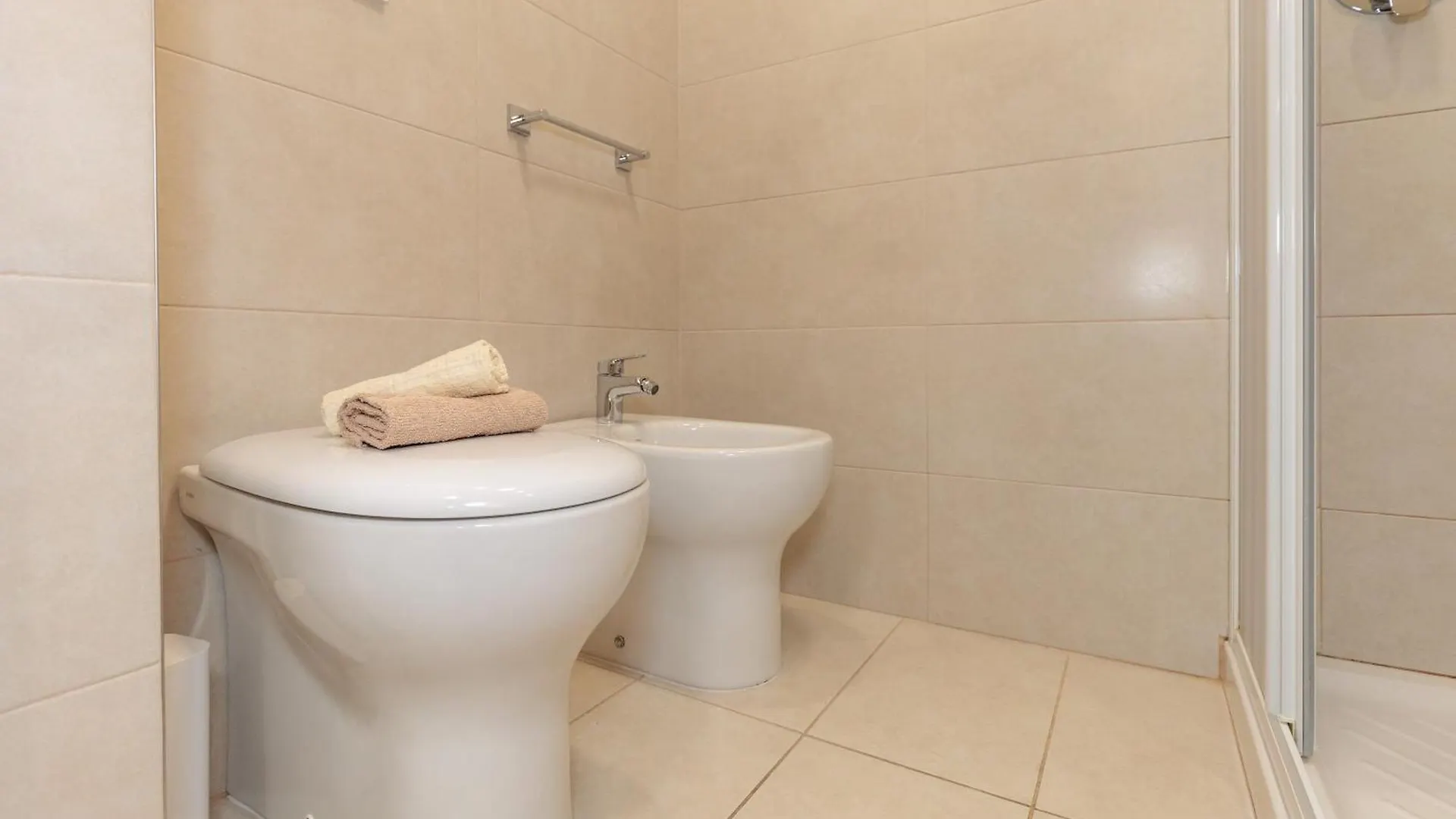 Hapton House Central 12 Mestre Apartamento