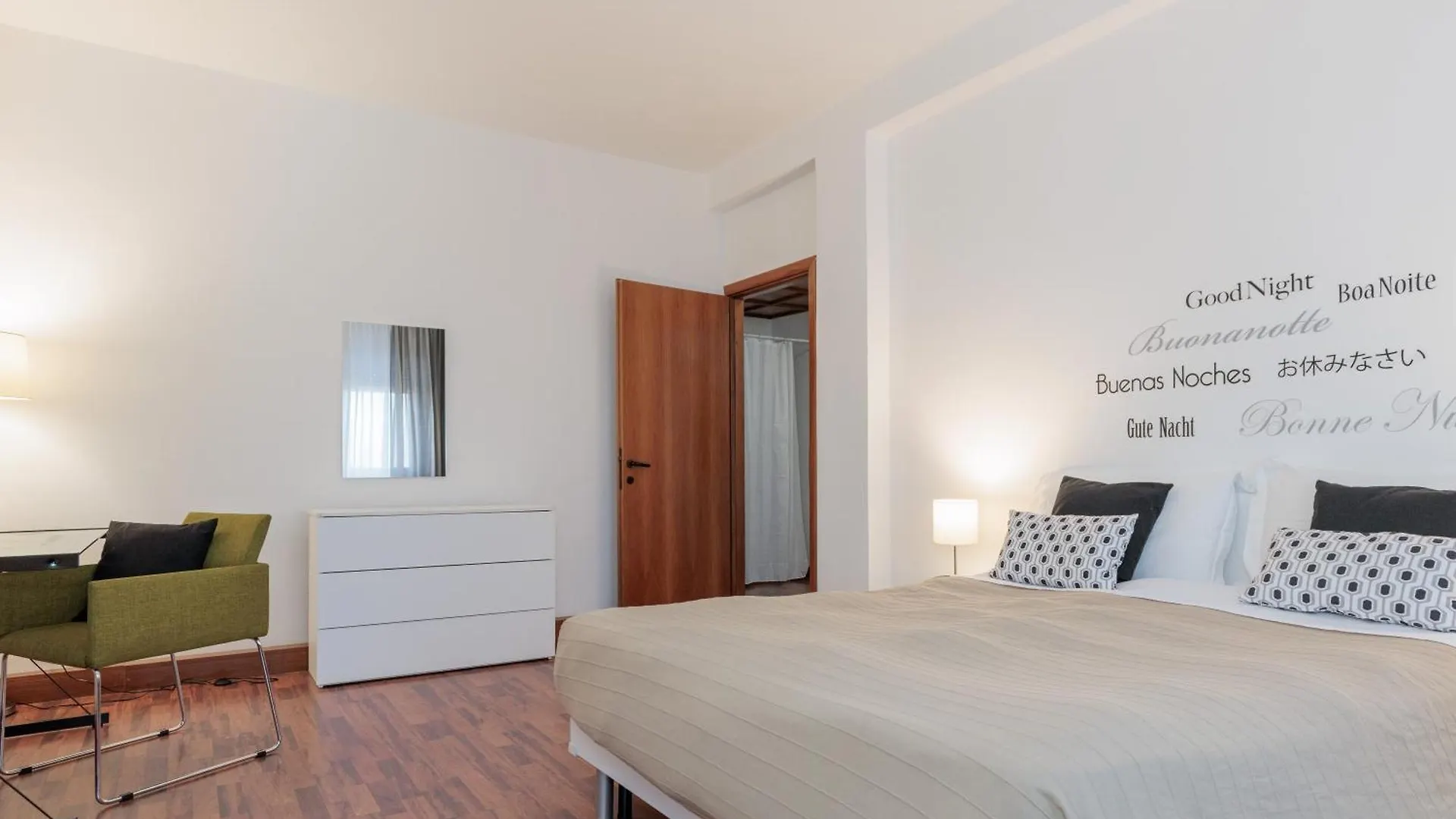 Hapton House Central 12 Mestre