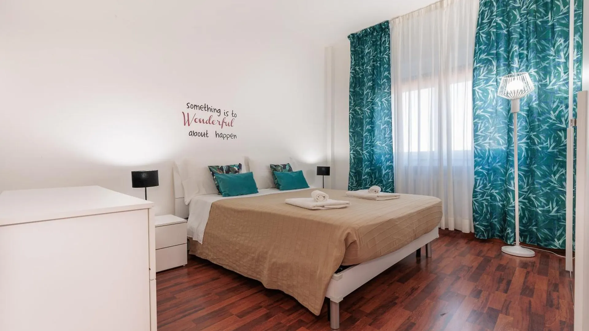Hapton House Central 12 Mestre