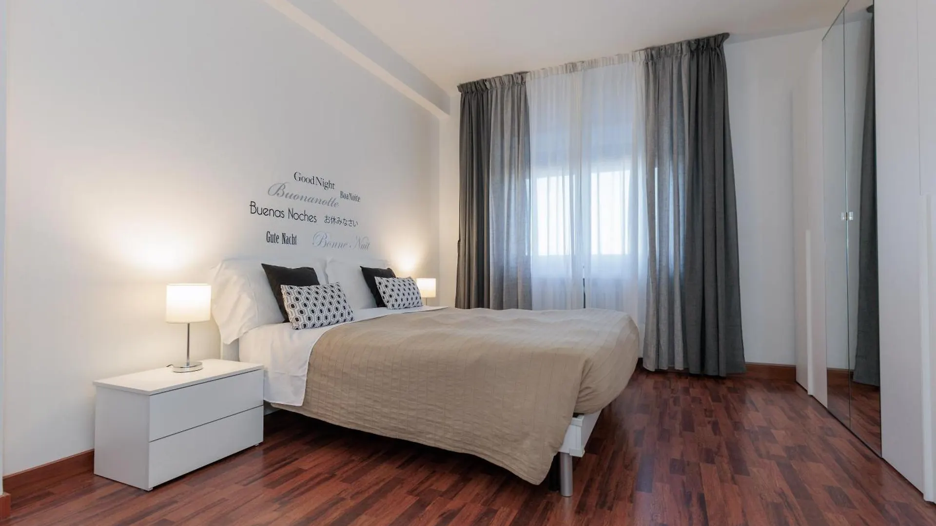 Hapton House Central 12 Mestre Appartamento